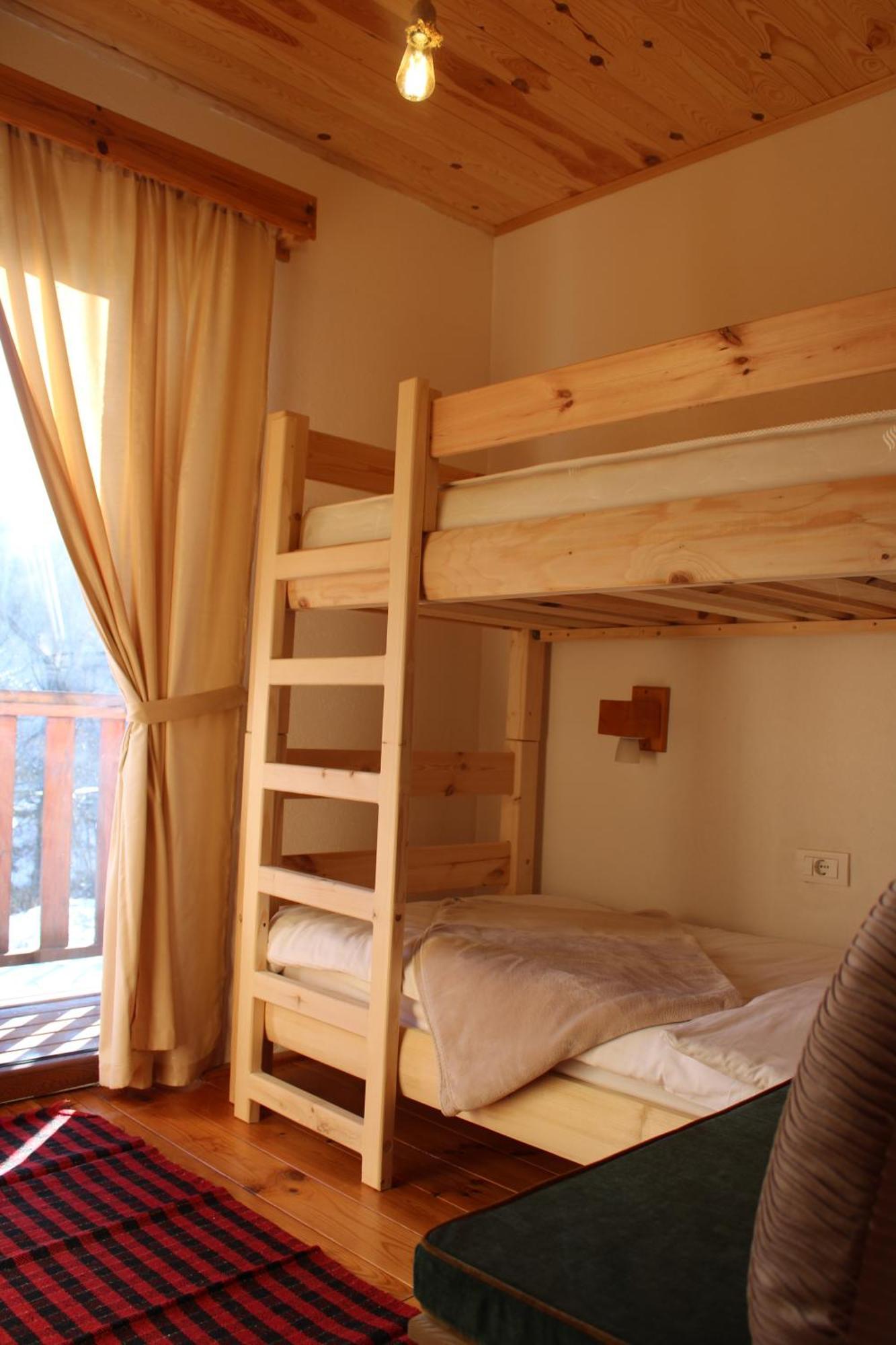 Pubhouse & Rooms Pahulja Kolasin Luaran gambar
