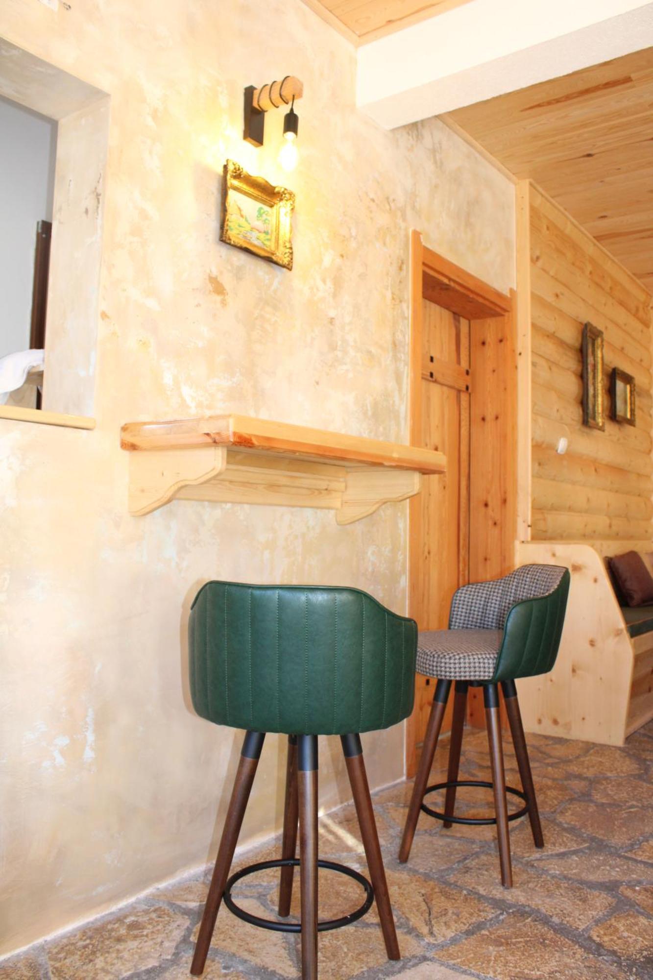 Pubhouse & Rooms Pahulja Kolasin Luaran gambar