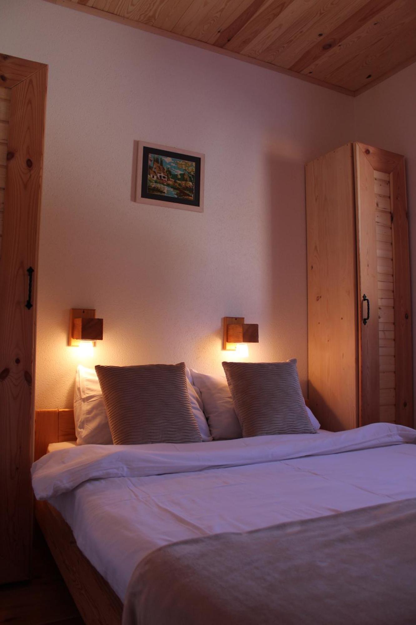 Pubhouse & Rooms Pahulja Kolasin Luaran gambar