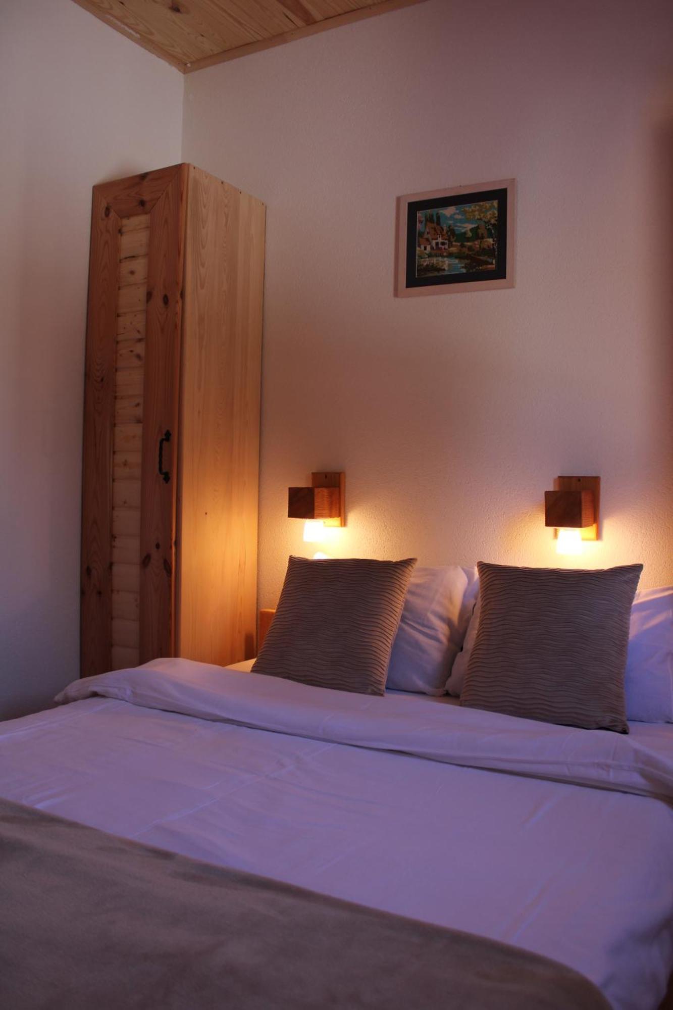 Pubhouse & Rooms Pahulja Kolasin Luaran gambar