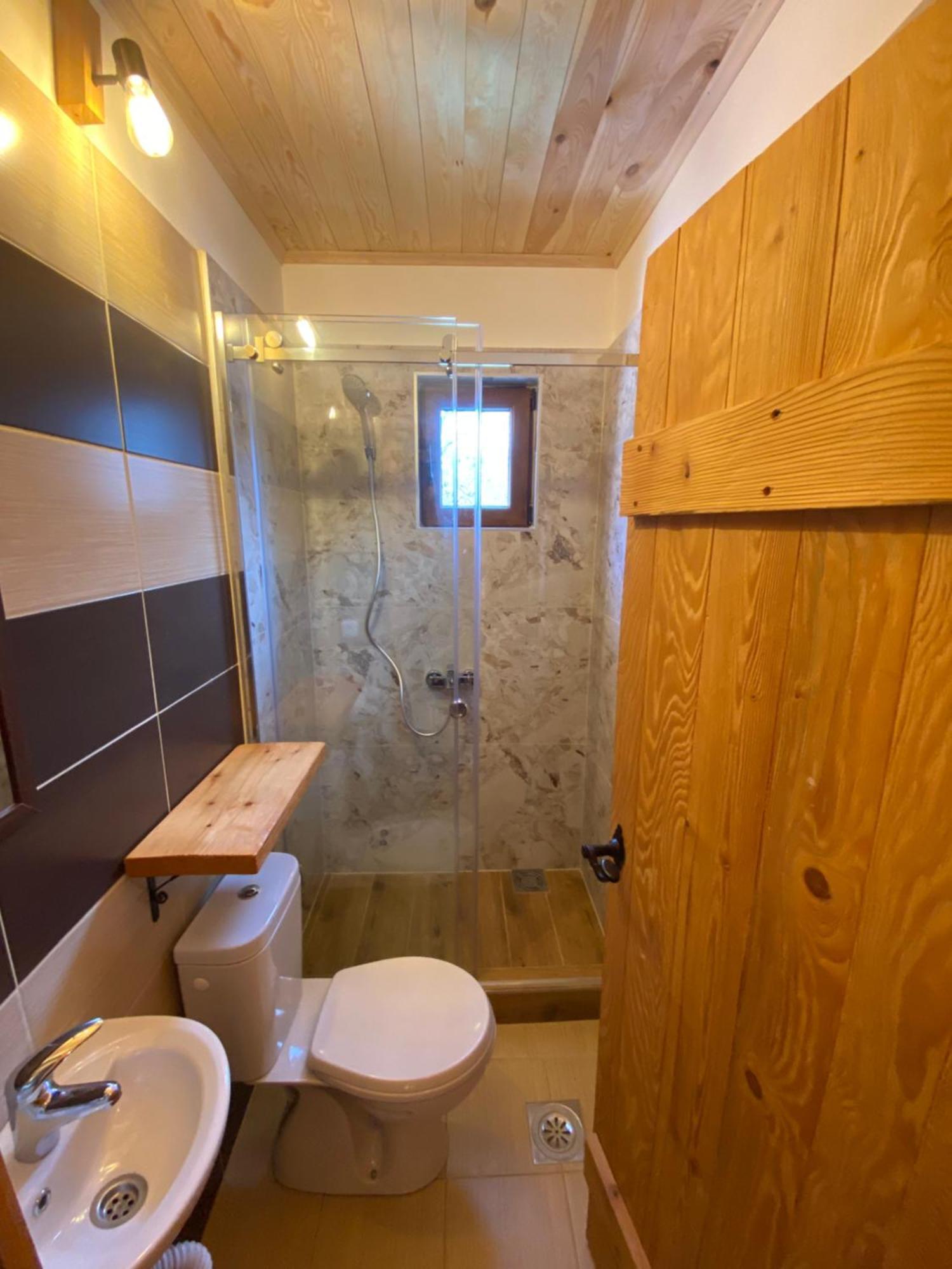 Pubhouse & Rooms Pahulja Kolasin Luaran gambar